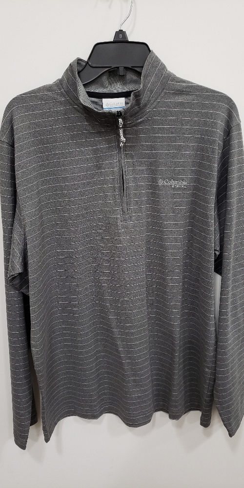 Men's Columbia quarter zip, size M